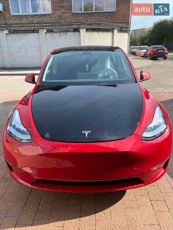 Внедорожник / Кроссовер Tesla Model Y 2023 в Львове