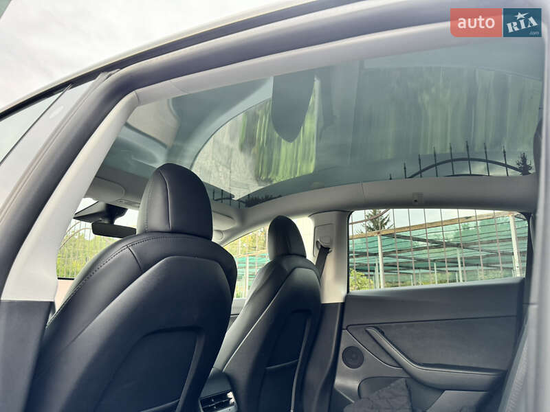 Внедорожник / Кроссовер Tesla Model Y 2022 в Виннице