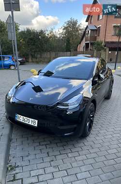 Tesla Model Y 2022 Tesla Model Y 2022