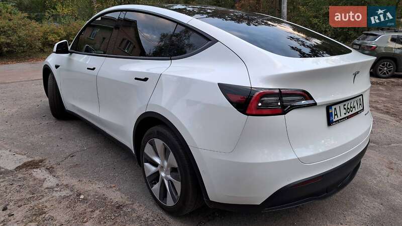 Позашляховик / Кросовер Tesla Model Y 2020 в Києві