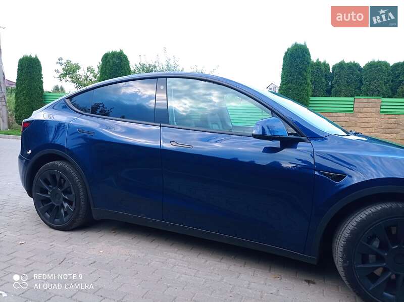 Внедорожник / Кроссовер Tesla Model Y 2021 в Львове