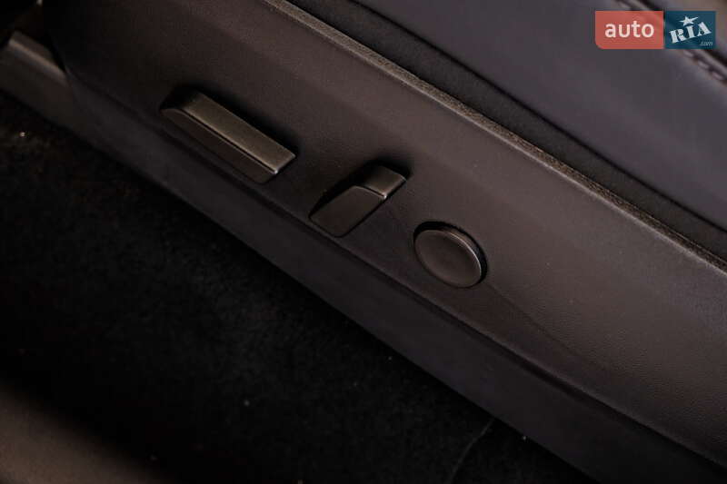 Внедорожник / Кроссовер Tesla Model Y 2020 в Одессе