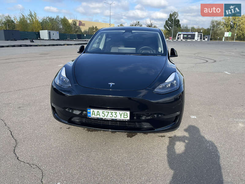 Внедорожник / Кроссовер Tesla Model Y 2022 в 
