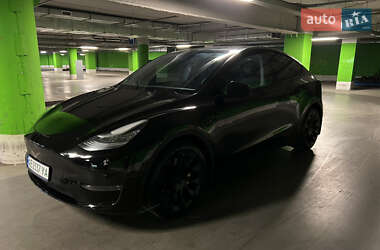 Внедорожник / Кроссовер Tesla Model Y 2021 в 