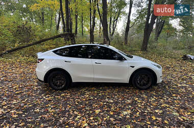 Внедорожник / Кроссовер Tesla Model Y 2022 в Тернополе