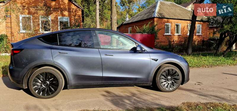 Позашляховик / Кросовер Tesla Model Y 2023 в Сумах