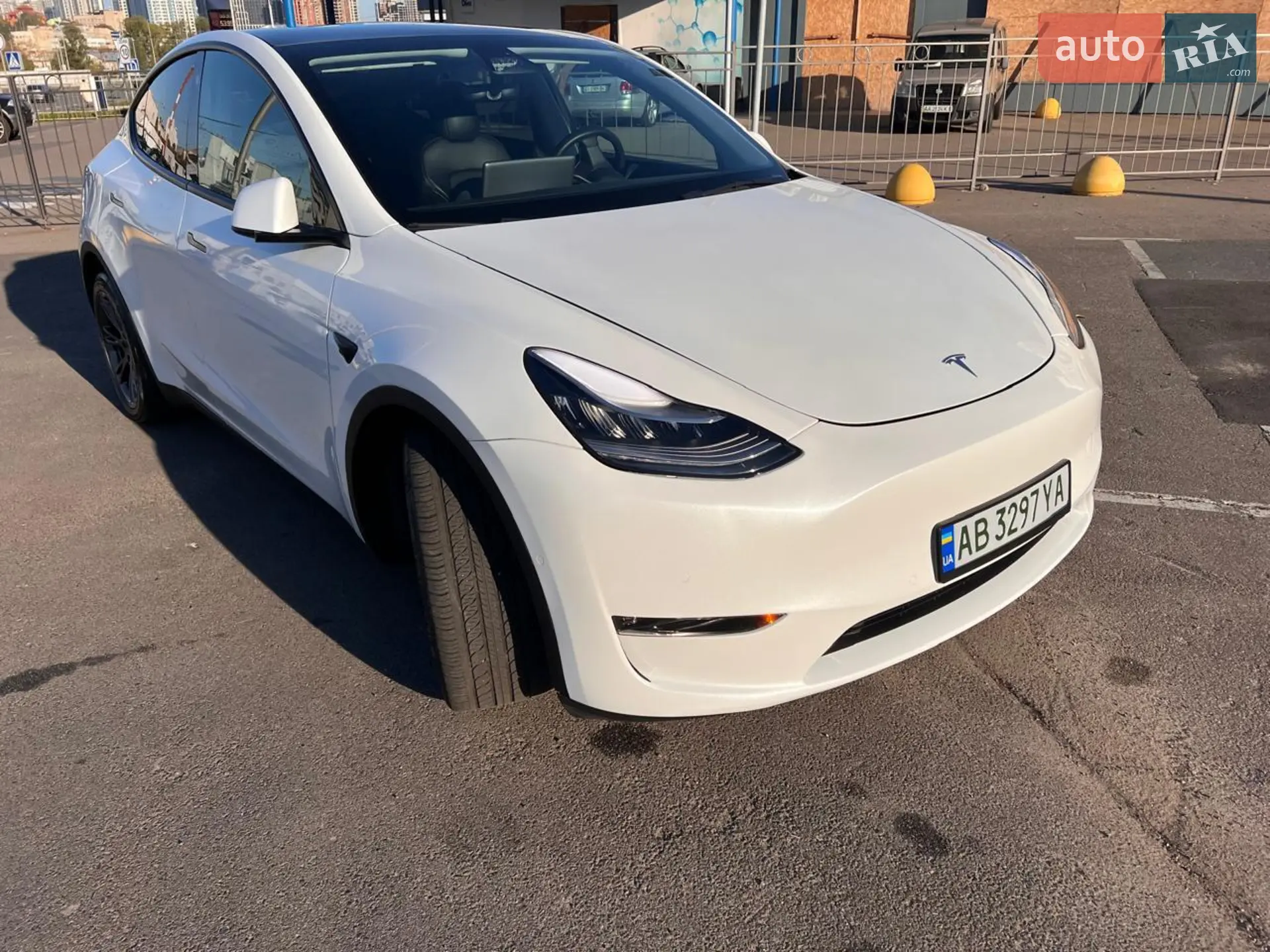 2021 Tesla Model Y - мініатюра 3