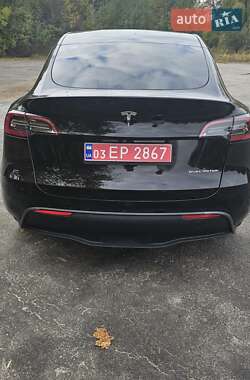 Внедорожник / Кроссовер Tesla Model Y 2023 в 