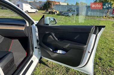 Внедорожник / Кроссовер Tesla Model Y 2022 в 