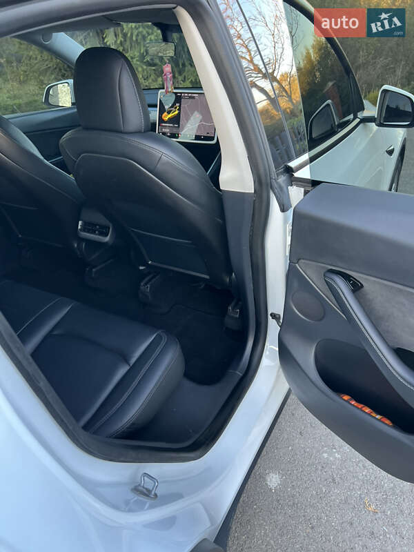Внедорожник / Кроссовер Tesla Model Y 2020 в Ивано-Франковске