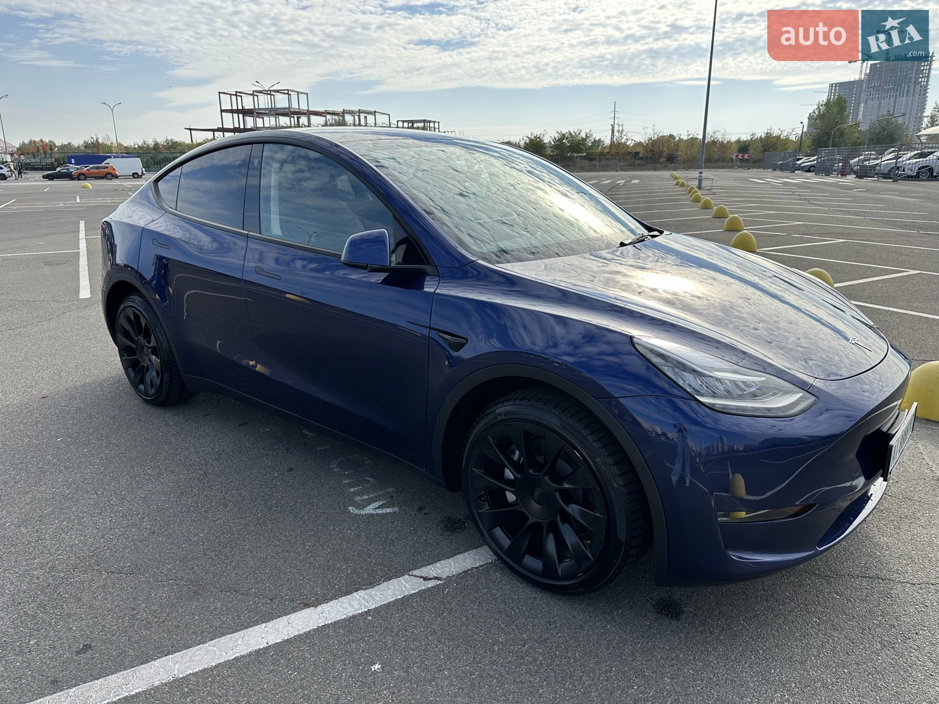 2023 Tesla Model Y - мініатюра 3