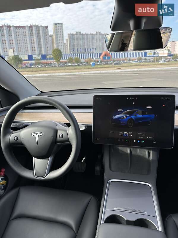 Позашляховик / Кросовер Tesla Model Y 2023 в Києві