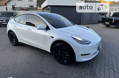 Tesla Model Y 2020