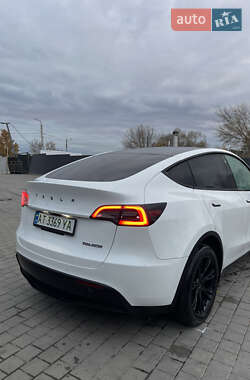 Внедорожник / Кроссовер Tesla Model Y 2021 в 
