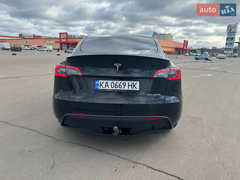 Внедорожник / Кроссовер Tesla Model Y 2022 в Киеве