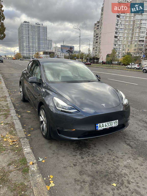 Позашляховик / Кросовер Tesla Model Y 2021 в Києві