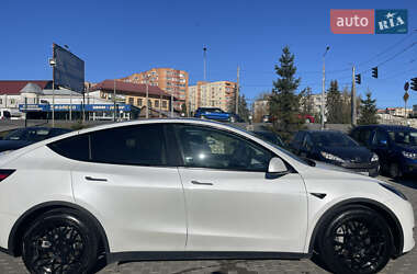 Позашляховик / Кросовер Tesla Model Y 2020 в 