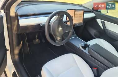 Позашляховик / Кросовер Tesla Model Y 2021 в Новомосковську