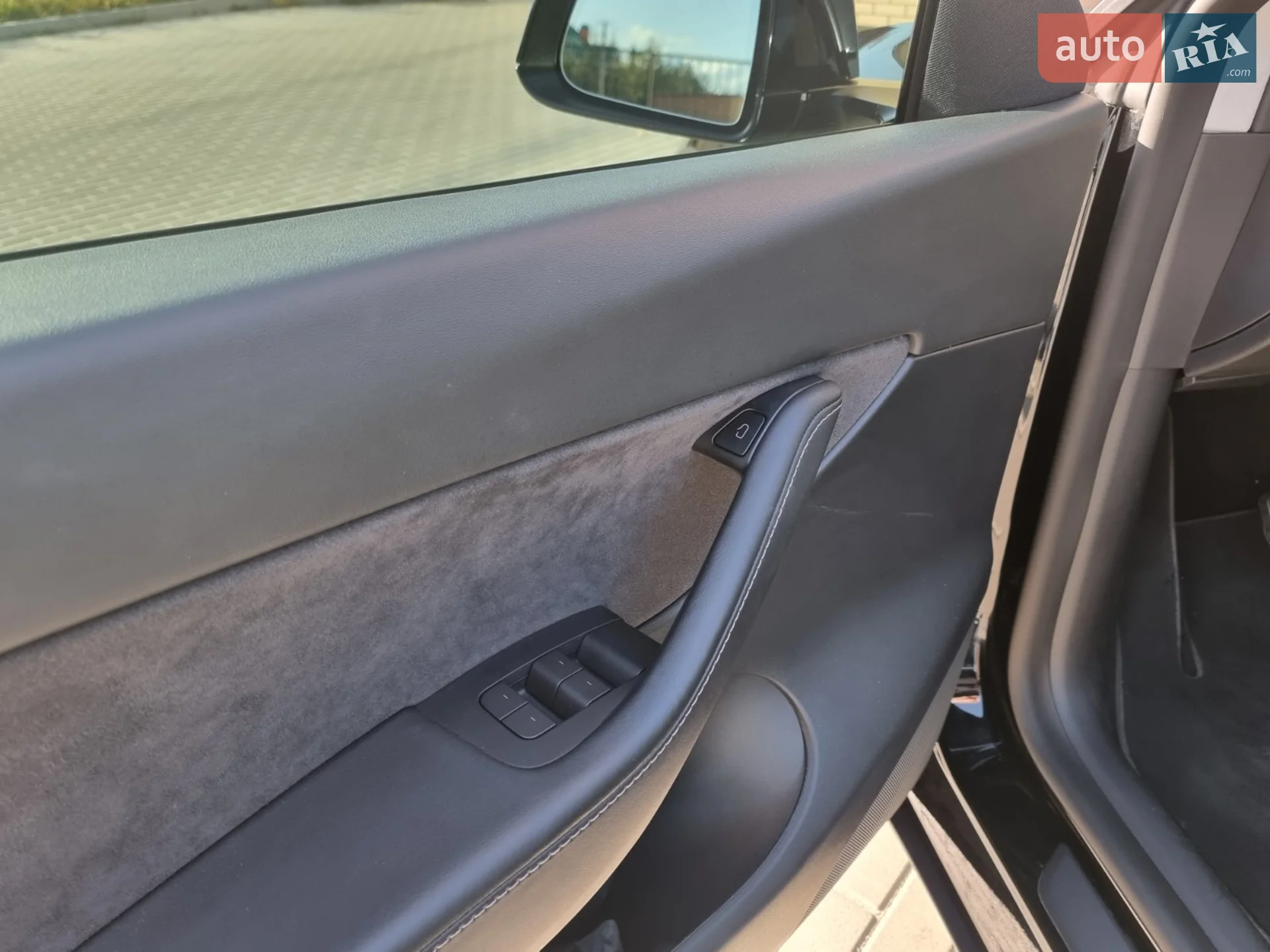 2022 Tesla Model Y - мініатюра 9