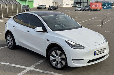 Tesla Model Y 2022