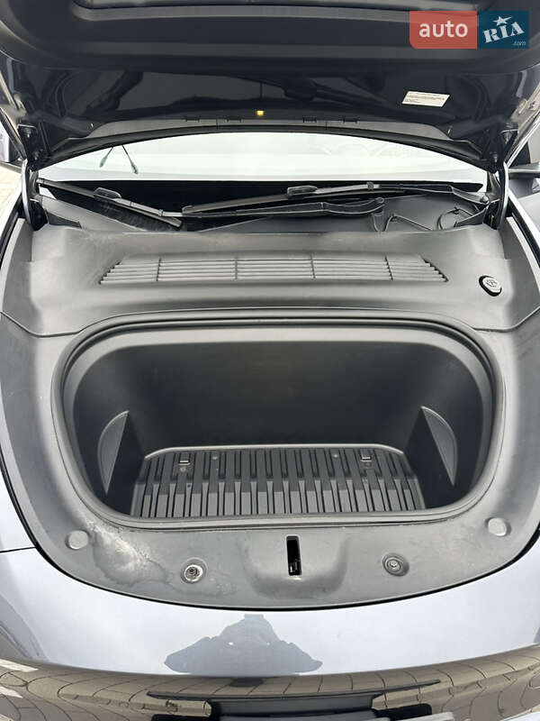 Внедорожник / Кроссовер Tesla Model Y 2022 в Одессе фото 26 Внедорожник / Кроссовер Tesla Model Y 2022 в Одессе