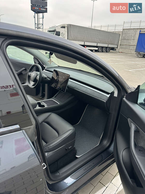Внедорожник / Кроссовер Tesla Model Y 2022 в Одессе фото 28 Внедорожник / Кроссовер Tesla Model Y 2022 в Одессе