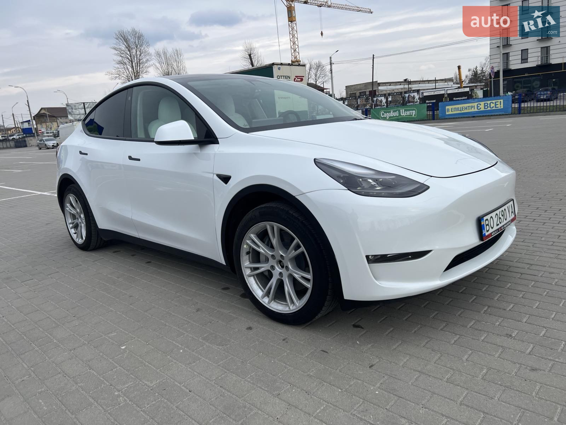2022 Tesla Model Y - мініатюра 2