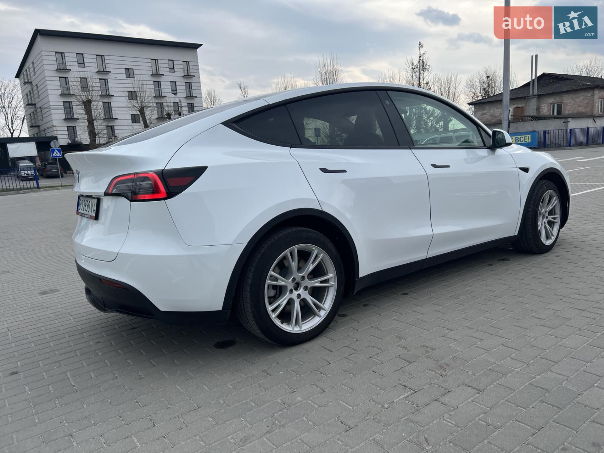 2022 Tesla Model Y - мініатюра 9