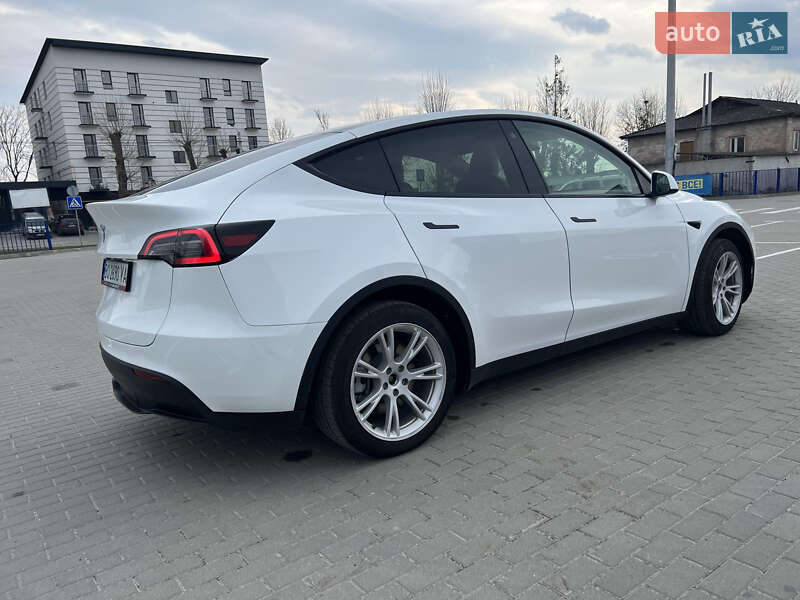 Внедорожник / Кроссовер Tesla Model Y 2022 в Тернополе