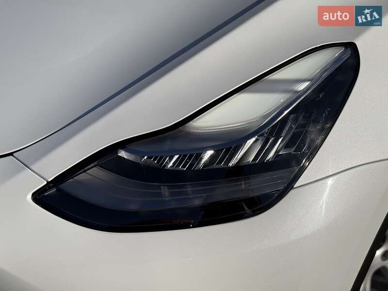 Позашляховик / Кросовер Tesla Model Y 2020 в Дніпрі