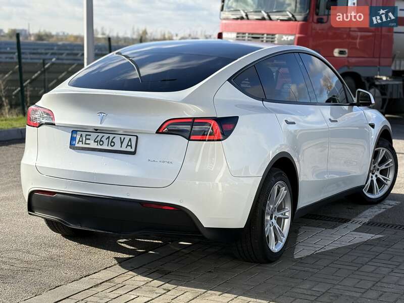 Позашляховик / Кросовер Tesla Model Y 2020 в Дніпрі