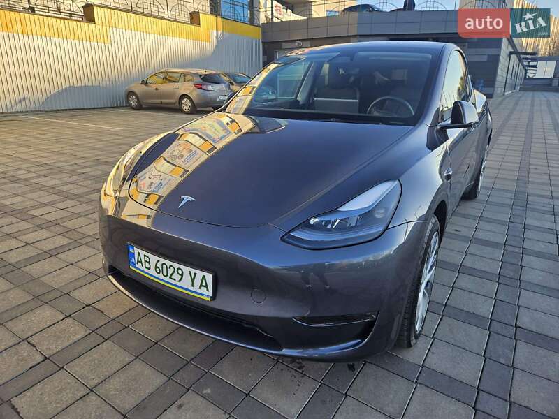 Внедорожник / Кроссовер Tesla Model Y 2023 в 