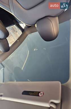 Внедорожник / Кроссовер Tesla Model Y 2023 в 