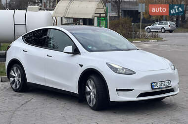 Внедорожник / Кроссовер Tesla Model Y 2022 в 