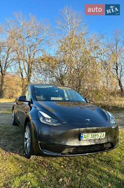 Tesla Model Y 2024 Tesla Model Y 2024