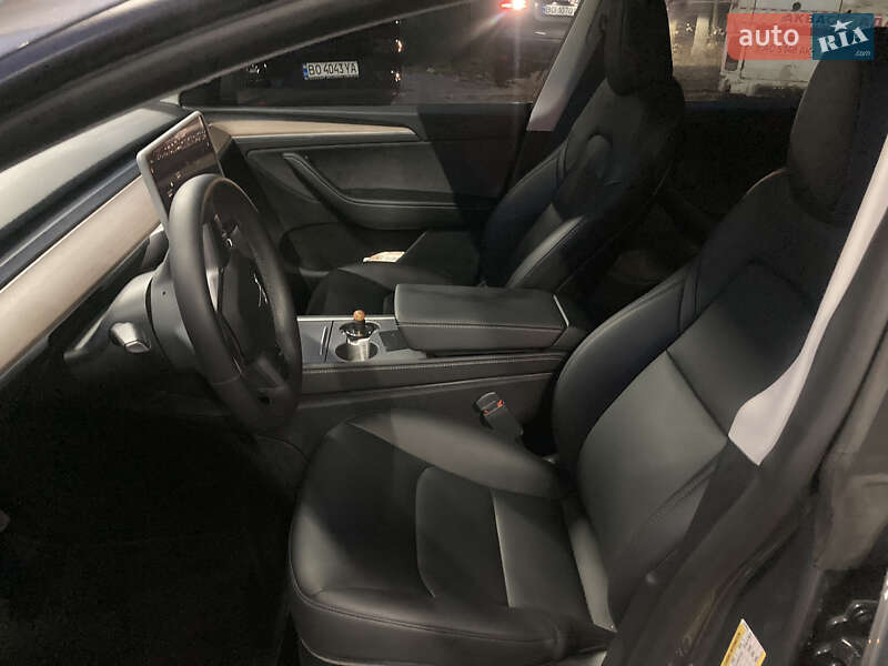 Позашляховик / Кросовер Tesla Model Y 2023 в Тернополі