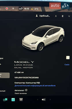 Внедорожник / Кроссовер Tesla Model Y 2022 в Киеве