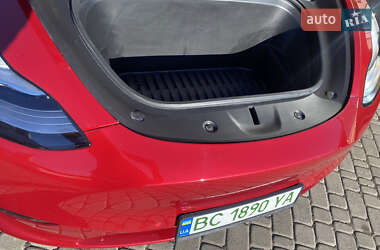 Внедорожник / Кроссовер Tesla Model Y 2021 в 