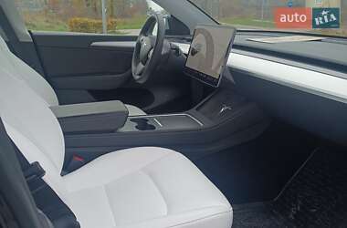 Внедорожник / Кроссовер Tesla Model Y 2022 в 