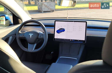 Внедорожник / Кроссовер Tesla Model Y 2021 в 