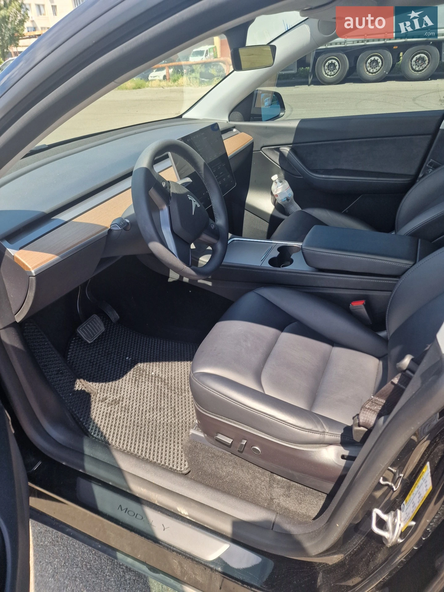 2021 Tesla Model Y - мініатюра 2