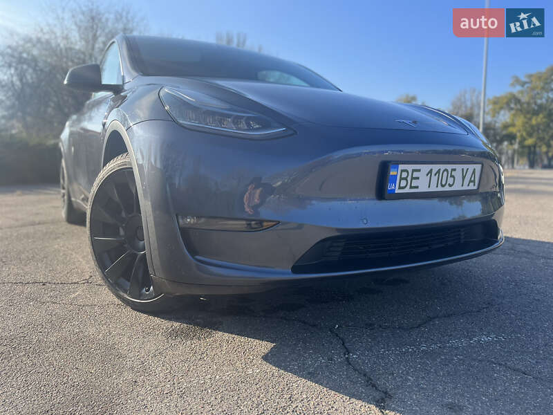 Внедорожник / Кроссовер Tesla Model Y 2022 в Николаеве