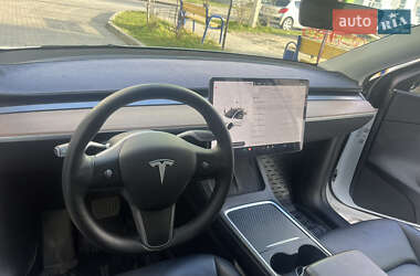 Позашляховик / Кросовер Tesla Model Y 2021 в Львові