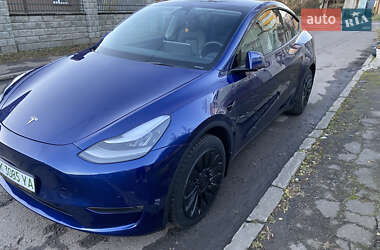 Внедорожник / Кроссовер Tesla Model Y 2022 в Ровно