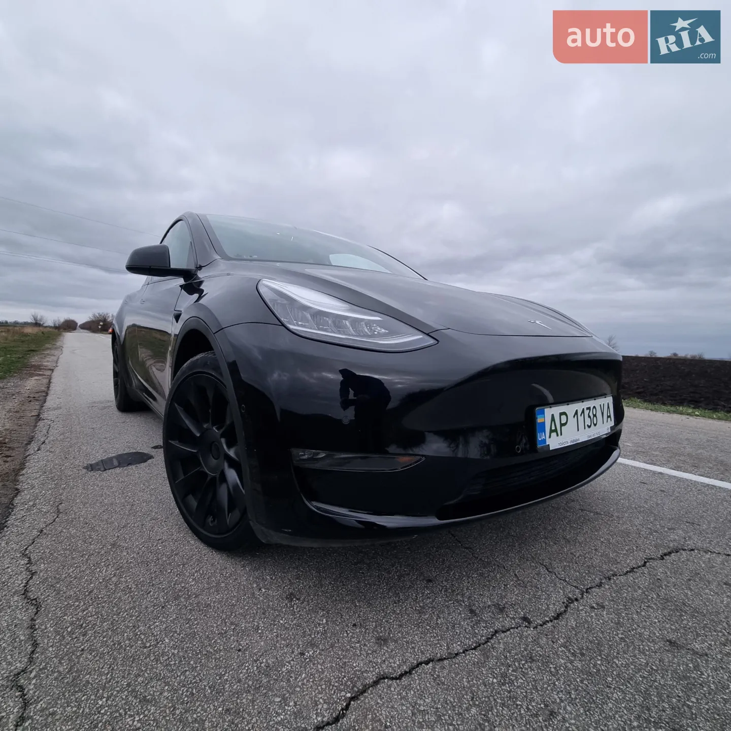 2020 Tesla Model Y - мініатюра 3