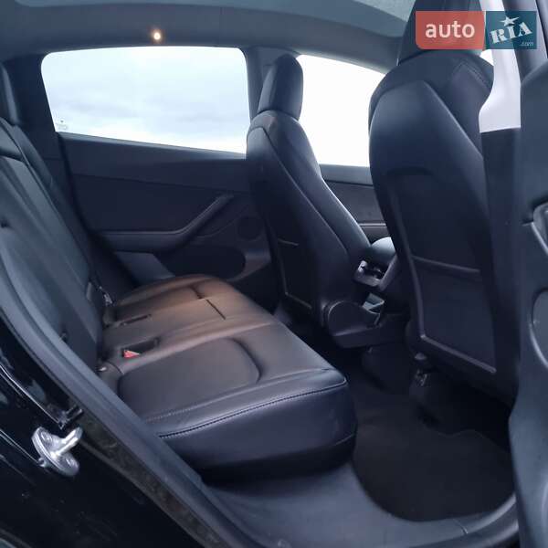 Внедорожник / Кроссовер Tesla Model Y 2020 в Запорожье