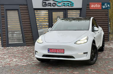Внедорожник / Кроссовер Tesla Model Y 2021 в 