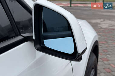 Внедорожник / Кроссовер Tesla Model Y 2021 в 