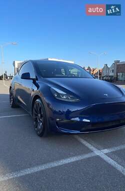 Tesla Model Y 2022