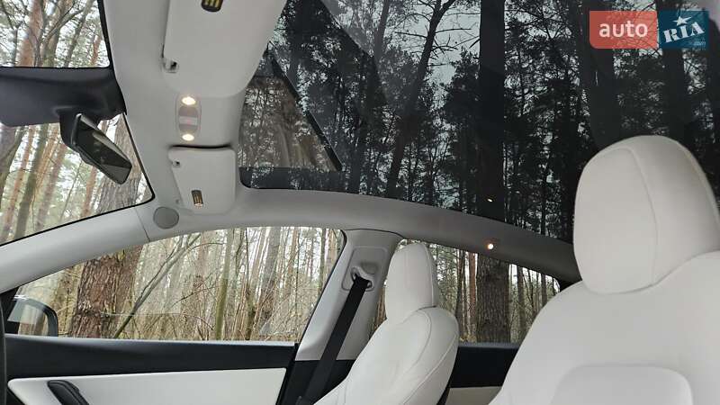 Внедорожник / Кроссовер Tesla Model Y 2020 в Киеве